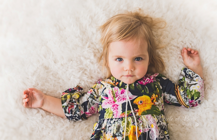 Πως να απασχολήσεις ένα παιδί 18 μηνών - χωρίς να κουραστείς