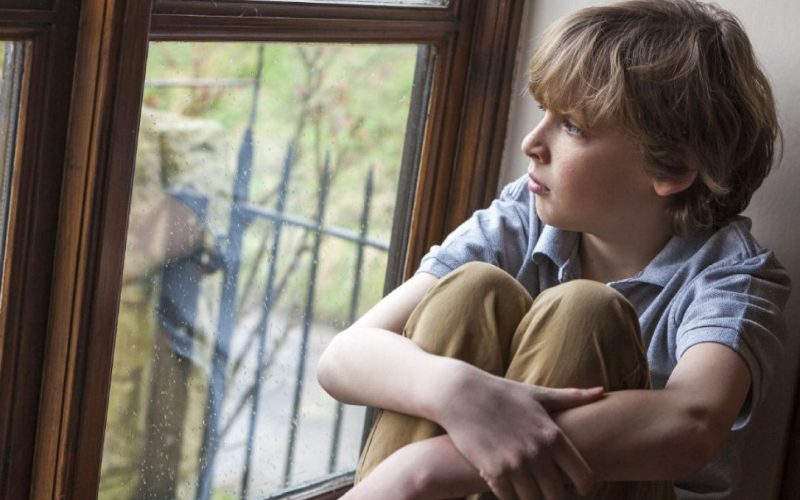 9 κακές συνήθειες της καθημερινότητας που επηρεάζουν εμάς και τα παιδιά μας