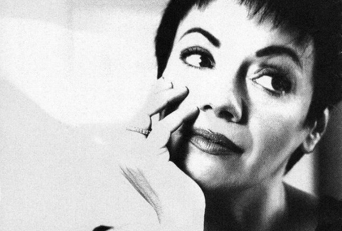 12 φράσεις της Μαλβίνας Κάραλη για τους ανθρώπους και τις σχέσεις