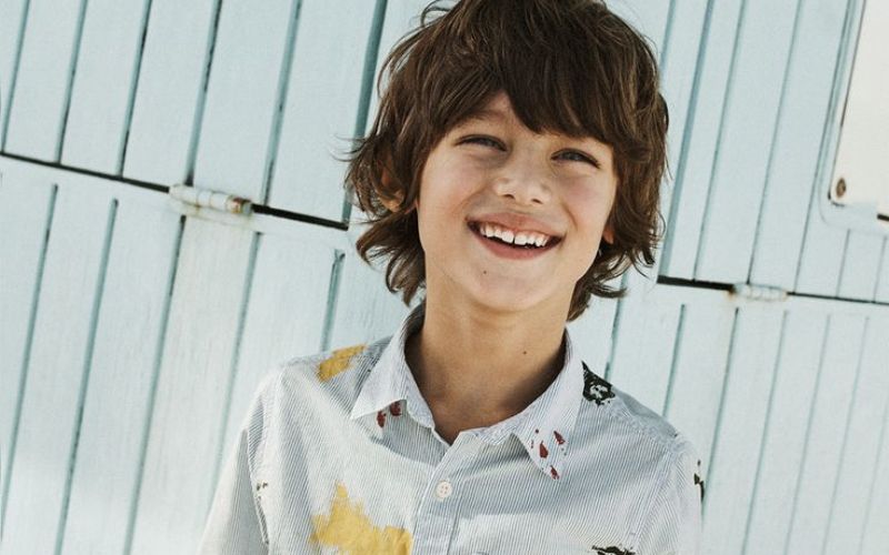 Εφηβεία - γιατί επιβάλλεται να ξέρετε σε ποια σπίτια μπαίνει το παιδί σας