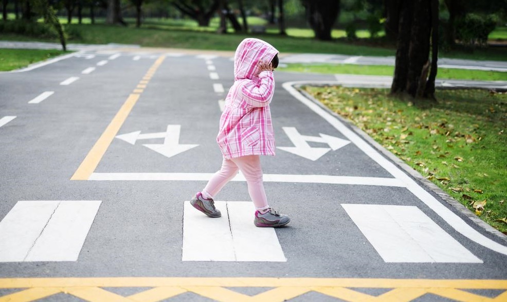 Κυκλοφοριακή αγωγή και οδική ασφάλεια σε 100 δημοτικά σχολεία της Αττικής