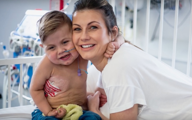 Πως μια μητέρα έσωσε τη ζωή του μωρού της - μια υπέροχη ιστορία