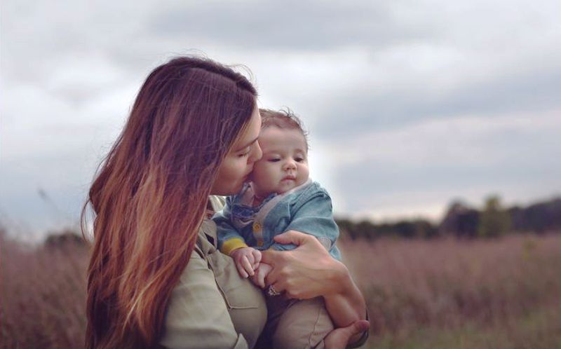 «Όχι δε διαβάζουμε πάνες!» – Μια διαφορετική άποψη, υπέρ των μαμαδογκρούπ του Facebook