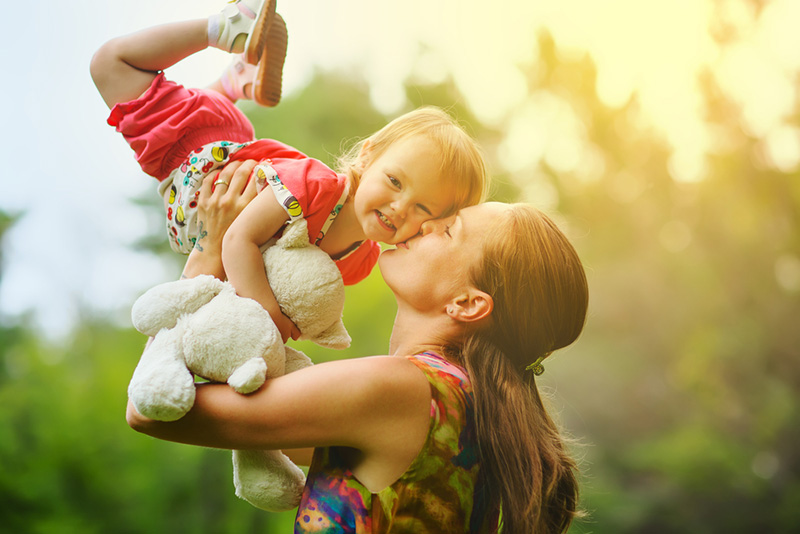 3 βασικά πράγματα για τη ζωή που δεν με έμαθαν οι γονείς μου, αλλά μαθαίνω εγώ στα παιδιά μου