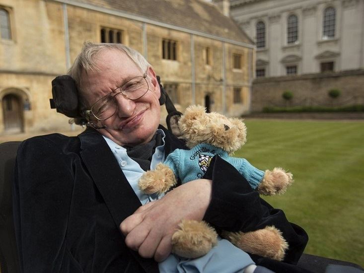 3 πολύτιμες συμβουλές που έδωσε ο Stephen Hawking στα παιδιά του