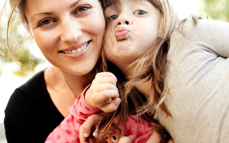 Πώς να βοηθήσετε ένα παιδί κάτω των 10 ετών να βρίσκει λύσεις στα προβλήματά του