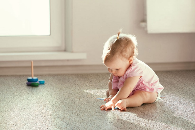 Επιστήμονες προειδοποιούν: Η υπερβολική καθαριότητα στα σπίτια αυξάνει τον κίνδυνο για παιδική λευχαιμία