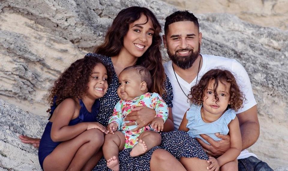 Όταν η κόρη του έβαλε τα κλάματα στη σκηνή, αυτός ο μπαμπάς έκανε κάτι πολύ συγκινητικό