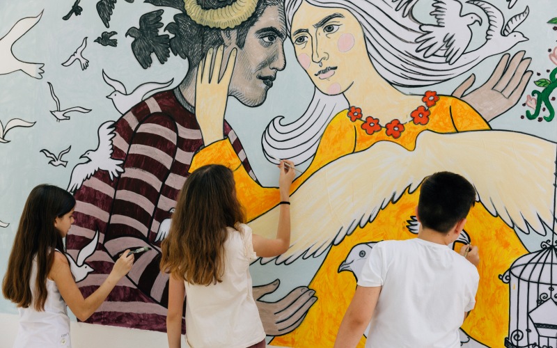 Η δασκάλα και οι συμμαθητές του αδικοχαμένου Μάριου έφτιαξαν μια υπέροχη τοιχογραφία