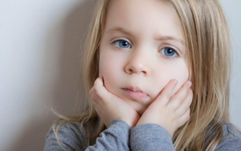 Σωστή διαπαιδαγώγηση και να είσαι διαρκώς αρεστός στο παιδί δεν γίνεται