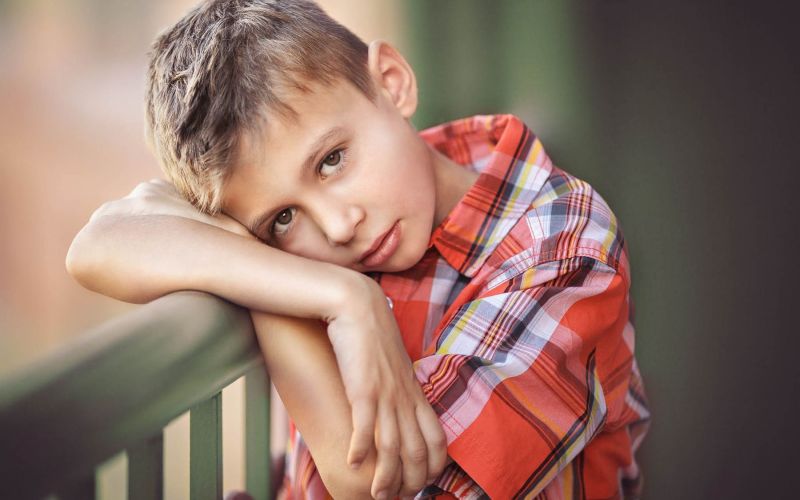 8 σημαντικά βήματα για να μεγαλώσουμε συναισθηματικά υγιή αγόρια