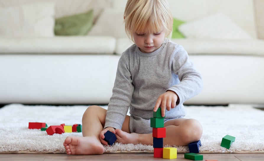 Αποτελεσματικός γονέας: Ένα παράδειγμα που μας βοηθά να καταλάβουμε πώς επιτρέπουμε στο παιδί να λύσει μόνο του ένα πρόβλημά του