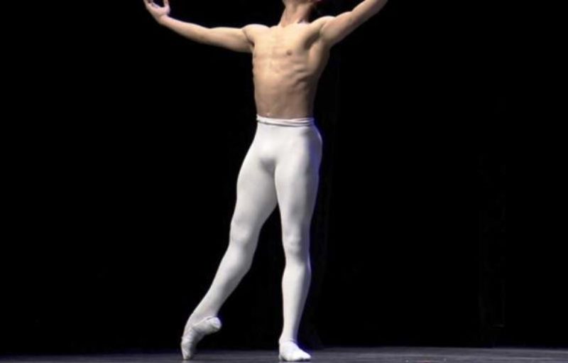 Η ιστορία του κωφού Παναγιώτη που κατάφερε να δώσει εξετάσεις στην Κρατική Σχολή Χορού