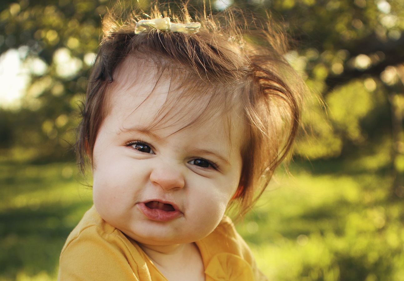 Eίναι παράδοξο να φωνάζεις σε ένα παιδί για να του ζητήσεις να ηρεμήσει