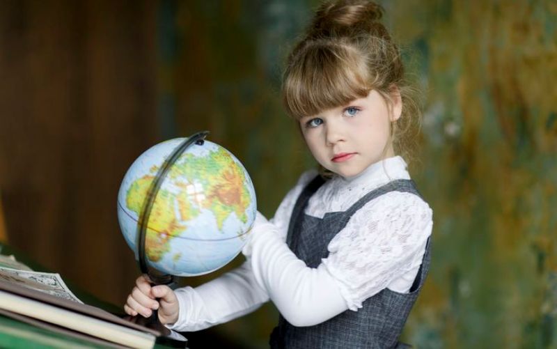 "Παιδί μου η δική σου δουλειά είναι μόνο το διάβασμα" - γιατί δεν συμφωνώ