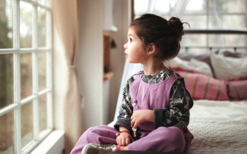 3  λόγοι που αφήνω τα (μικρά) παιδιά μου να διαλέγουν μόνα τους τα ρούχα τους