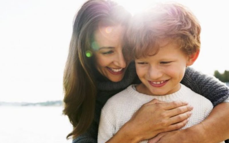 Να είσαι αυτό που θέλεις να γίνουν τα παιδιά σου