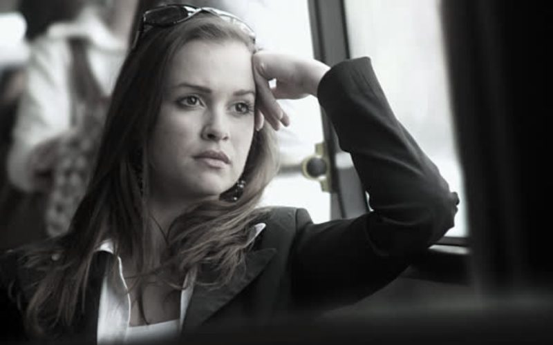 Πώς οι γκρινιάρηδες και οι θυμωμένοι άνθρωποι μπορούν να βλάψουν σοβαρά την υγεία σου