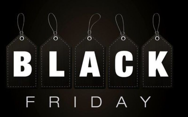 Οι μαθητές κάνουν κοπάνες από το σχολείο λόγω Black Friday