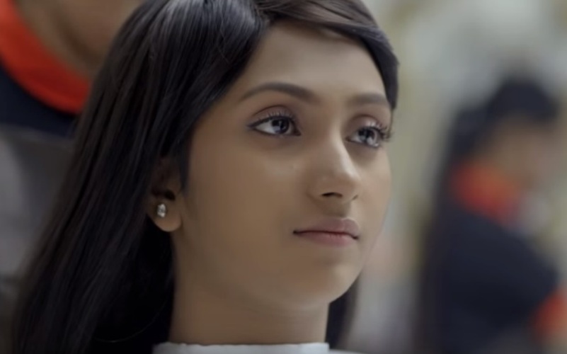 «Κόψε τα μαλλιά μου πολύ κοντά, για να μην μου τα τραβήξει κανείς, ποτέ ξανά!»