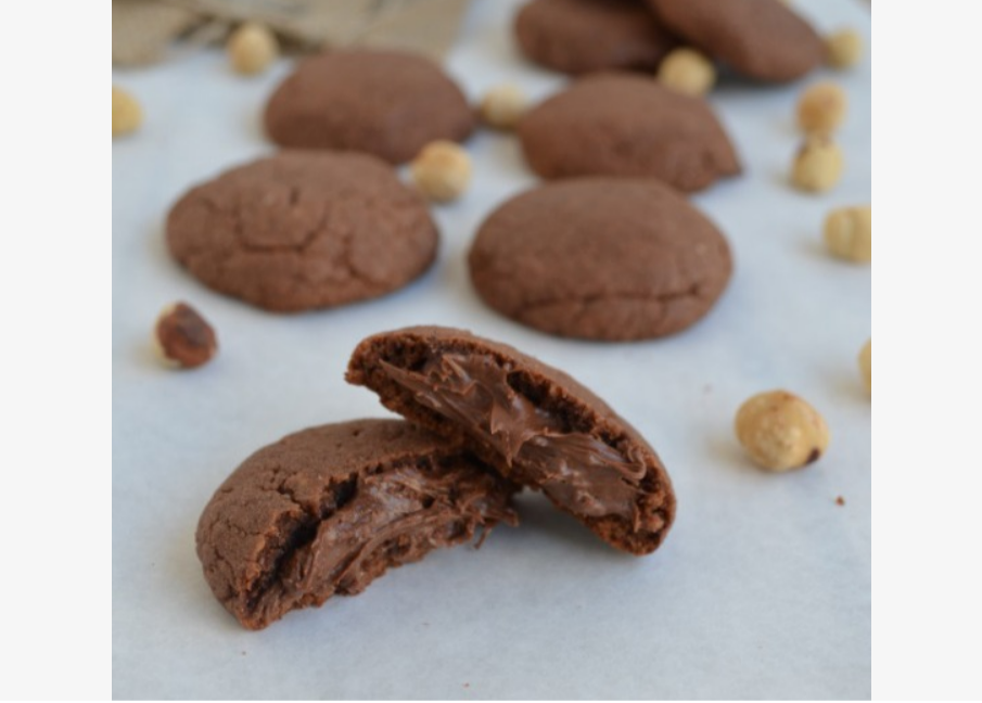 Cookies γεμιστά με πραλίνα φουντουκιού μόνο με 3 υλικά