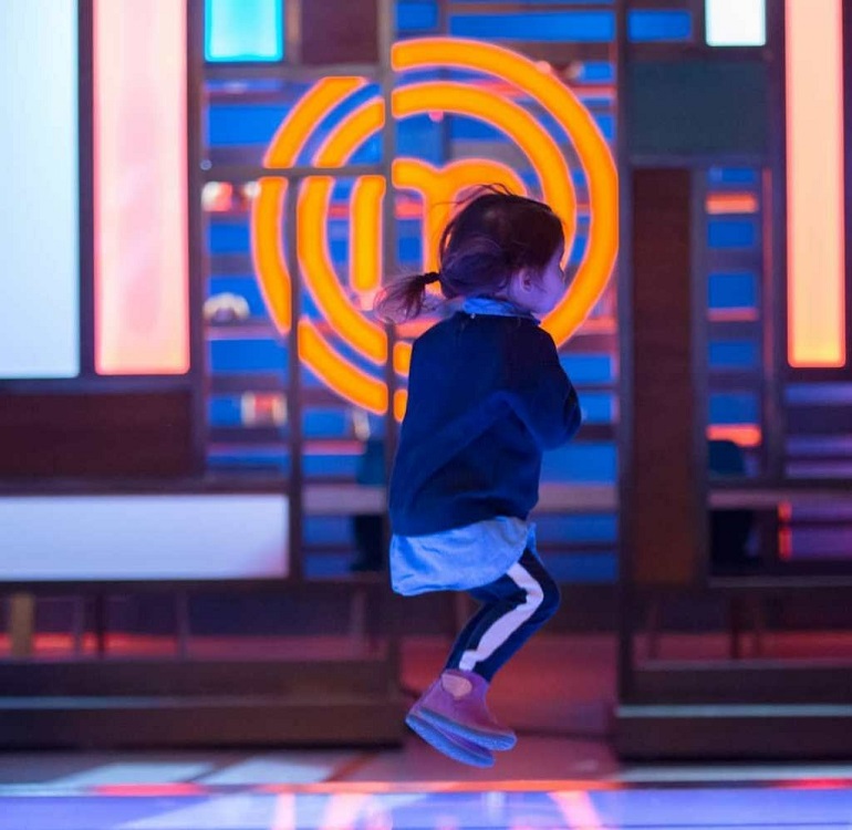 Το σημείωμα του Σωτήρη Κοντιζά στα εστιατόρια όταν πηγαίνει για φαγητό με την κόρη του