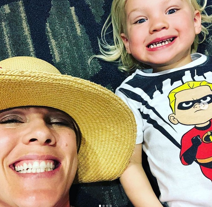 Η Pink ανακοίνωσε πως δεν θα δημοσιεύσει ξανά φωτογραφίες των παιδιών της και εξηγεί γιατί