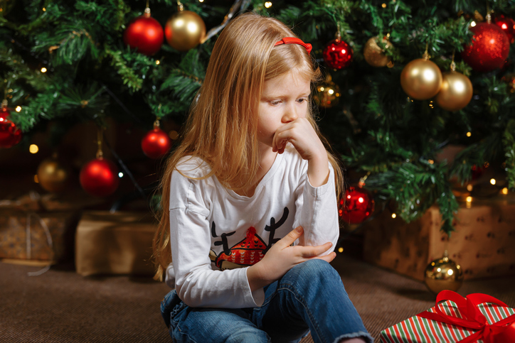 Χρειάζονται μπαμπούλες και Άη-Βασίληδες για να μάθουν τα παιδιά να πειθαρχούν και να φέρονται σωστά;
