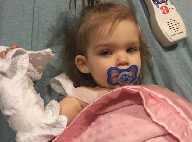 Έκανε δωρεά για να σωθεί ένα κοριτσάκι με καρκίνο αλλά την απέσυρε επειδή οι γονείς ήταν λεσβίες