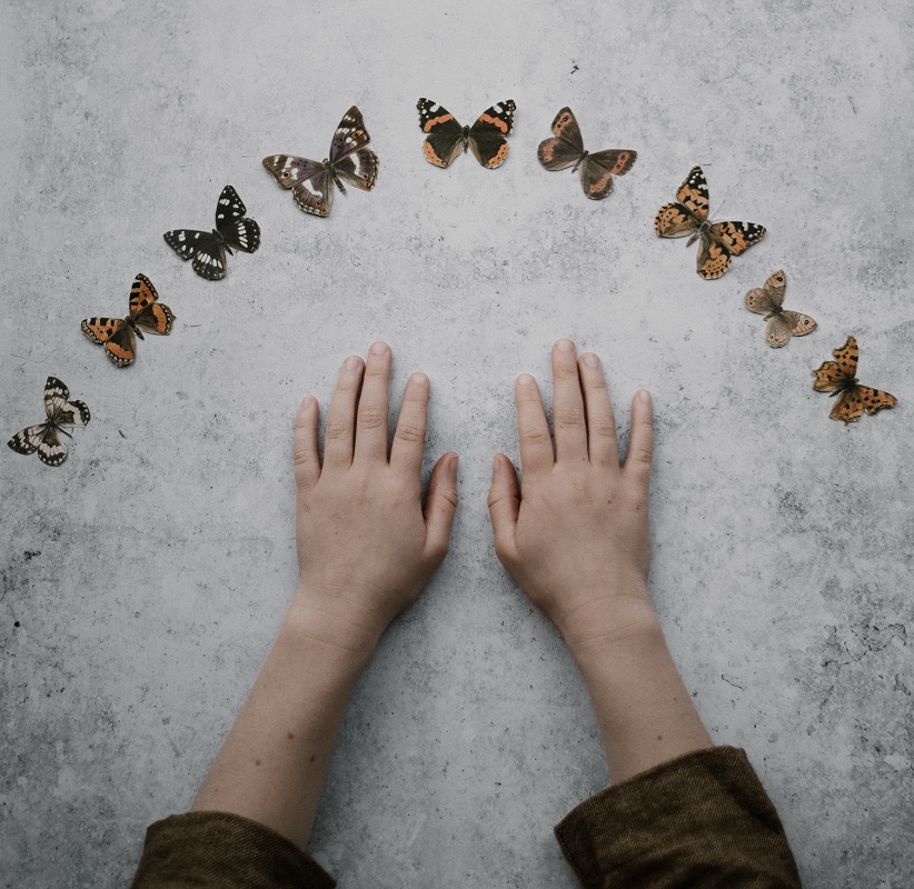 Haim Ginott: Τα παιδιά είναι σαν το υγρό τσιμέντο. Οτιδήποτε πέφτει πάνω τους, αφήνει αποτύπωμα