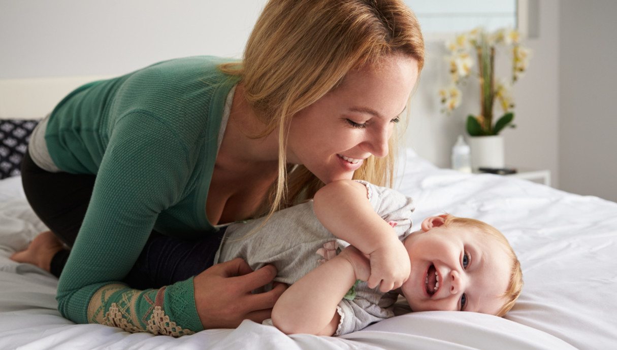 Γιατί δεν πρέπει να γαργαλάμε τα παιδιά: Ο άγνωστος κίνδυνος σύμφωνα με τους ειδικούς