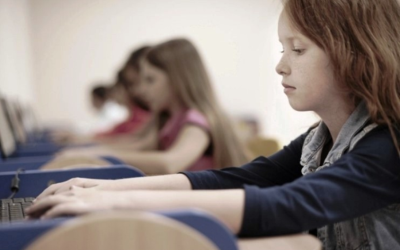 "Λειτουργικά αναλφάβητοι οι μισοί Έλληνες μαθητές" - τι ακριβώς σημαίνει αυτό;