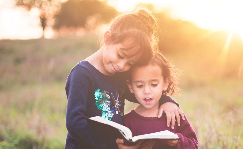 Παιδεία δεν είναι τα πτυχία. Παιδεία είναι ο σεβασμός στο παιδί του άλλου, στην κοπέλα στο ταμείο...
