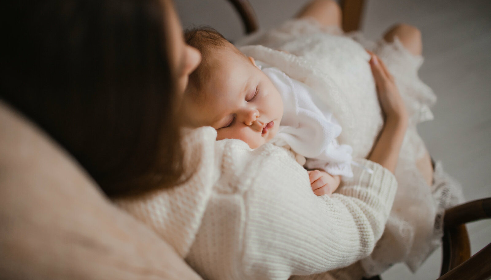 Η υγιής ανατροφή ισχυρού δεσμού έχει να κάνει με το δέσιμο, όχι με το... αλυσοδέσιμο