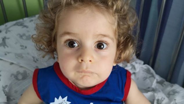 «Δυναμώνει μέρα με τη μέρα» | Ο μικρός Παναγιώτης Ραφαήλ κάνει ιππασία και μας γεμίζει χαρά