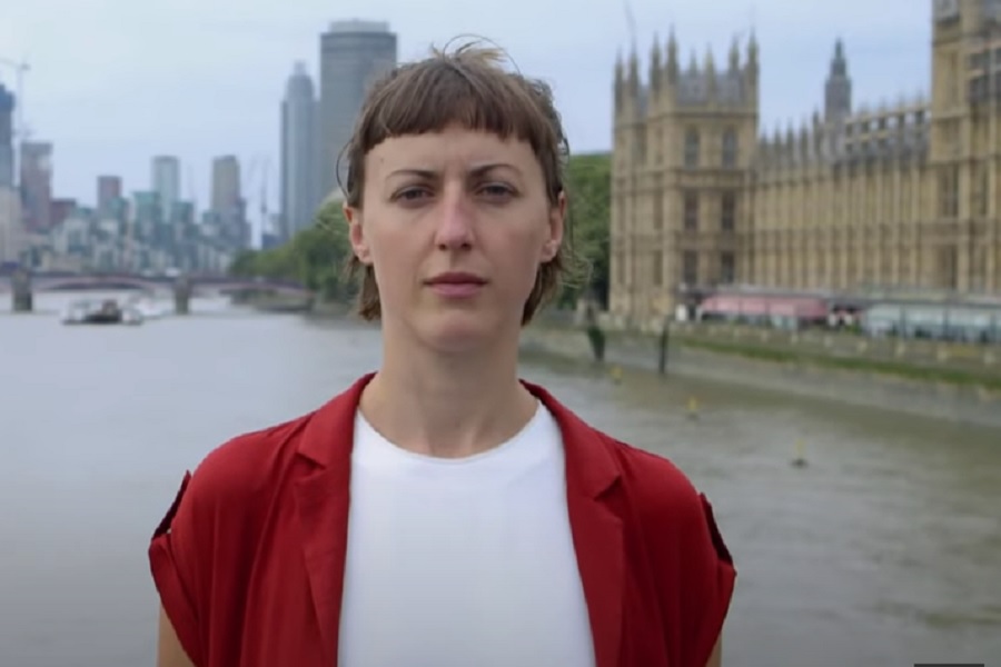 Οι γυναίκες που αρνούνται να αποκτήσουν παιδιά για να σώσουν τον πλανήτη