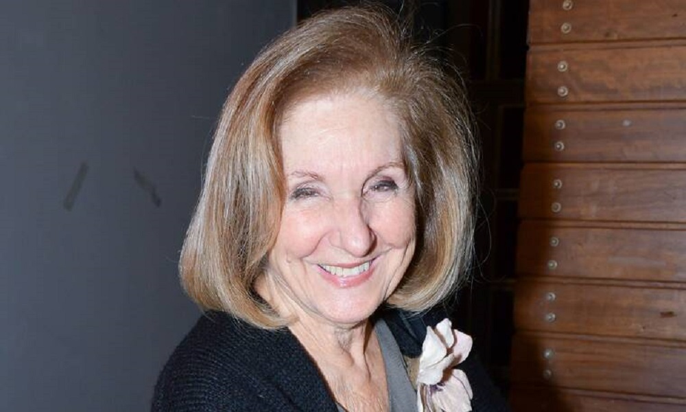 Κάρμεν Ρουγγέρη: «Είναι δυνατόν ο βιασμός ενός παιδιού να παραγράφεται σε 15 χρόνια;»