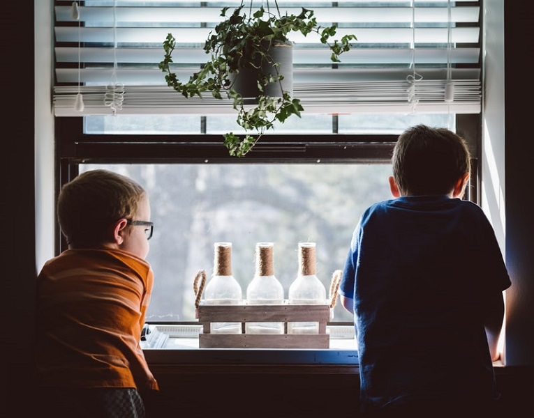 Τα καλά της καραντίνας - Τα παιδιά μου έχτισαν μια δυνατή αδελφική σχέση (που πριν δεν είχαν)