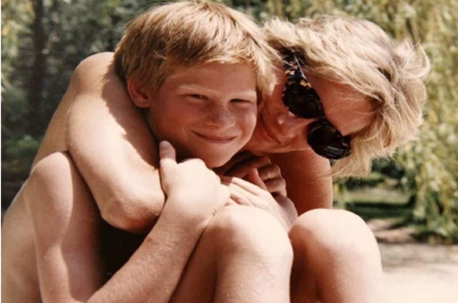 Πρίγκιπας Χάρι: Όταν ένας γονιός πηγαίνει στον παράδεισο, η αγάπη του δεν φεύγει...