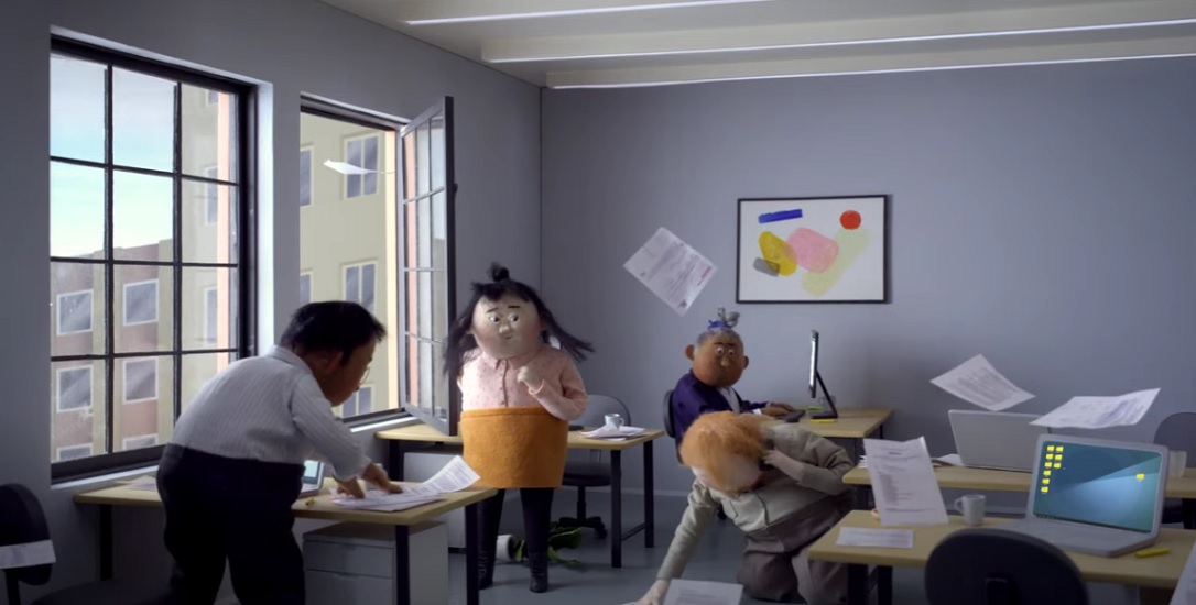 VIDEO | Τερματισμό της «Ποινής της Μητρότητας» ζητά η ταινία της Anna Mantzaris