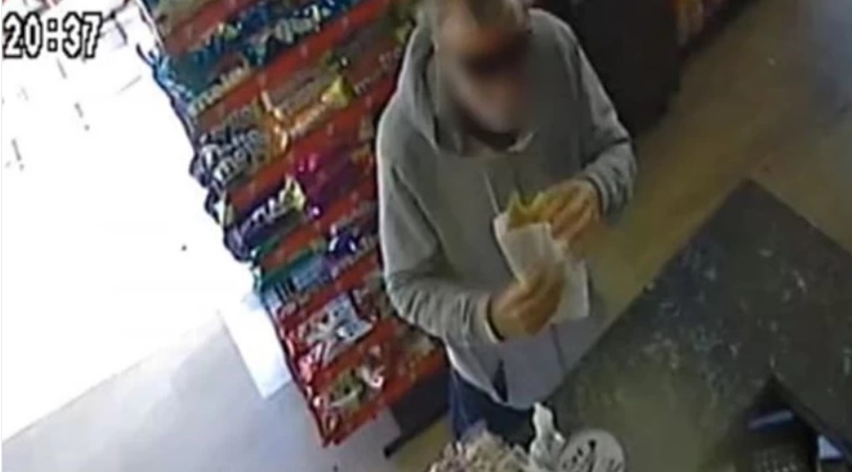 "Μια χαρά κουκλίτσα είσαι, έλα να σε πάω σχολείο": Τι έλεγε ο 55χρονος στην 16χρονη μαθήτρια