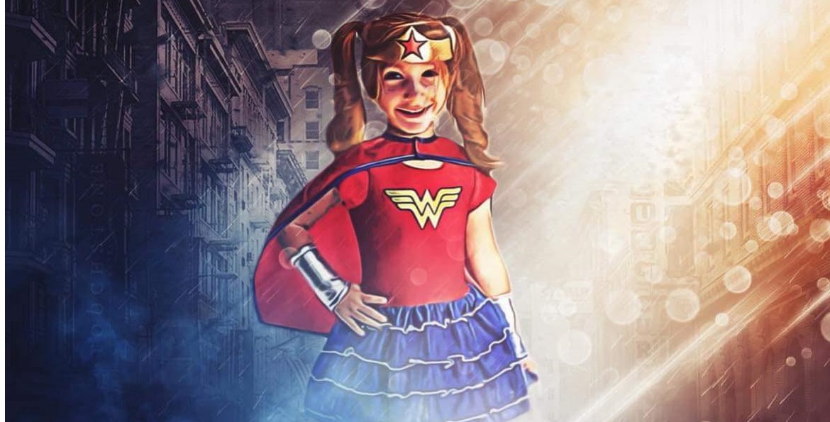 Το σκίτσο της 7χρονης Αναστασίας ως υπερ-ηρωίδα είναι ό,τι πιο αισιόδοξο έχουμε δει