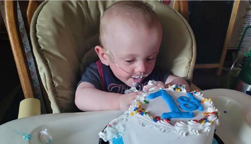 To «πιο πρόωρο μωρό του κόσμου» γιόρτασε τα πρώτα του γενέθλια - Είχε 0% πιθανότητα επιβίωσης