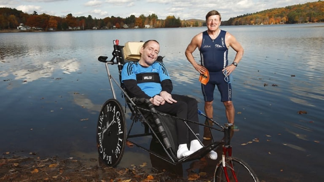 «Μπαμπά, όταν τρέχαμε, ένιωθα ότι δεν είμαι πια παράλυτος. Ένιωθα να τρέχω κι εγώ μαζί σου!»