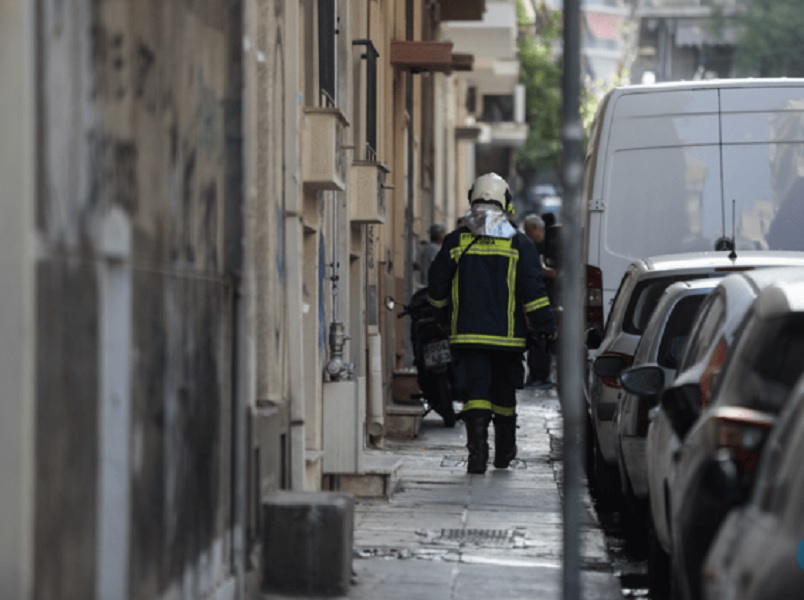 Οικογενειακή τραγωδία στα Κάτω Πατήσια: Γιαγιά και εγγονός νεκροί από έκρηξη και πυρκαγιά σε διαμέρισμα