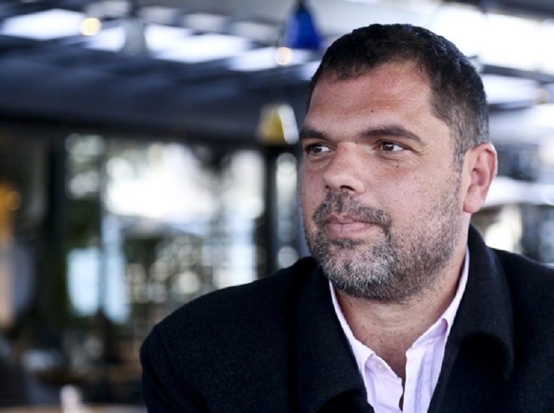 Παπανικολάου: Παρενέβη για να δεχθουν 13χρονο κορίτσι με Άσπεργκερ σε σχολείο του Αλίμου