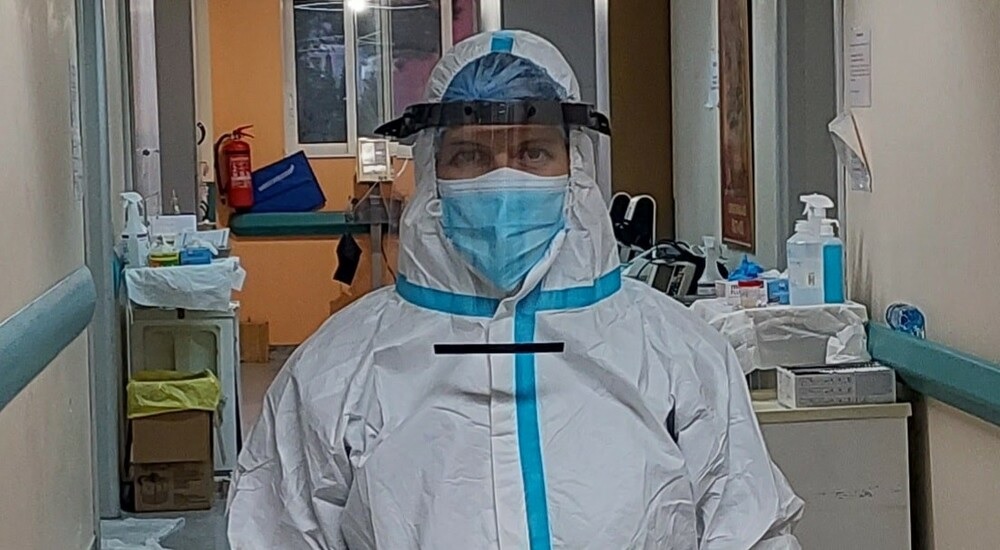 «Εδώ Γεννηματάς... Μόλις έβγαλα τη στολή... Φοβάμαι μαμά»: Το μήνυμα μιας νοσηλεύτριας