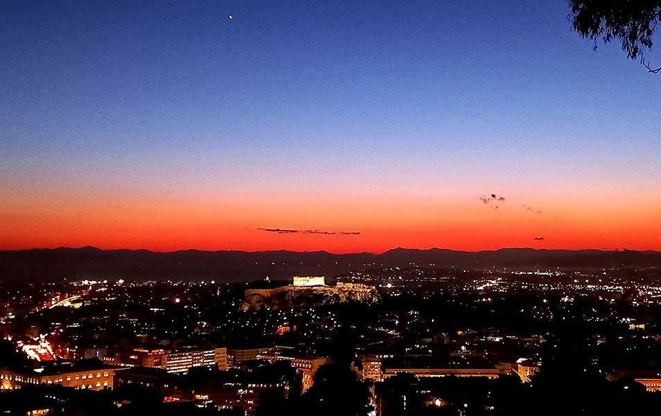 Σήμερα η μεγαλύτερη νύχτα του χρόνου διάρκειας περίπου 14,5 ωρών
