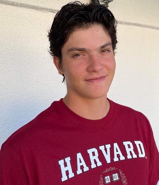 Απόστολος Λυκομήτρος: Πρωταθλητής Εθνικής Εφήβων Κωπηλασίας δεκτός με υποτροφία στο Χάρβαρντ