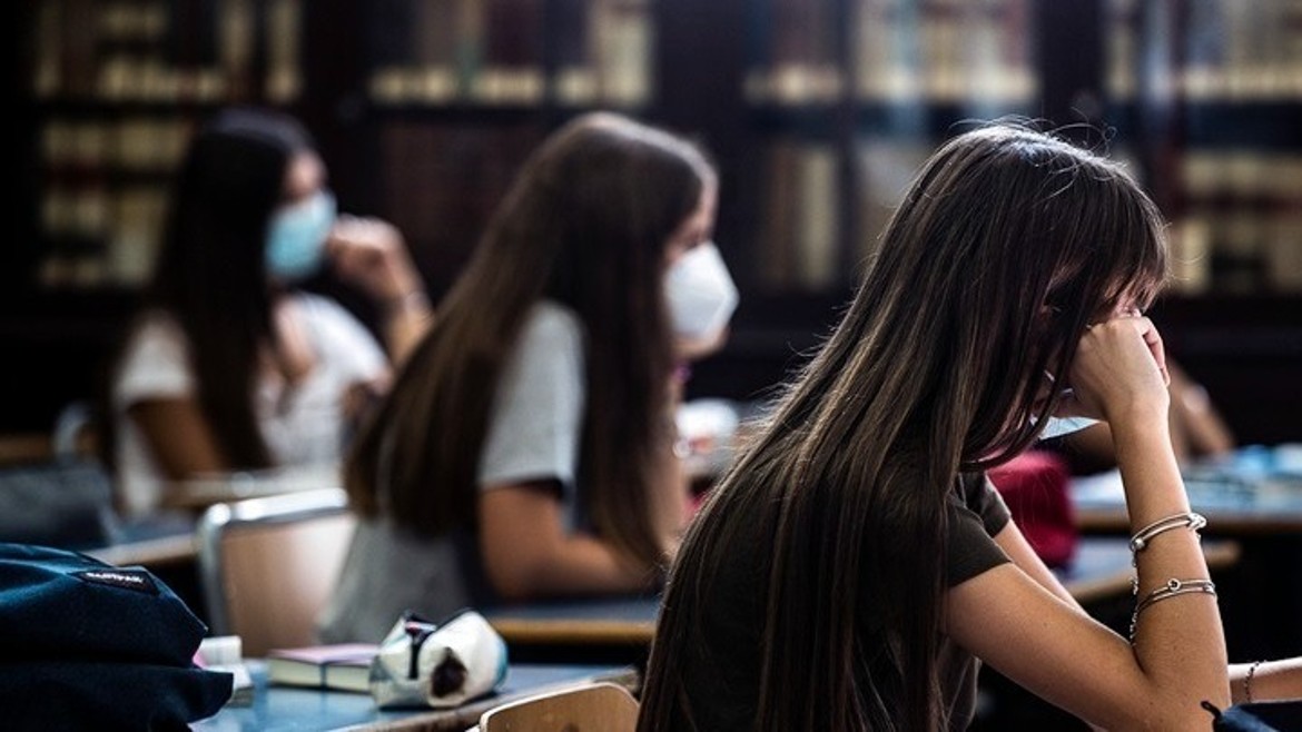 Πώς έχει επηρεάσει η πανδημία την ψυχική υγεία, τις ανθρώπινες σχέσεις και τον ελεύθερο χρόνο